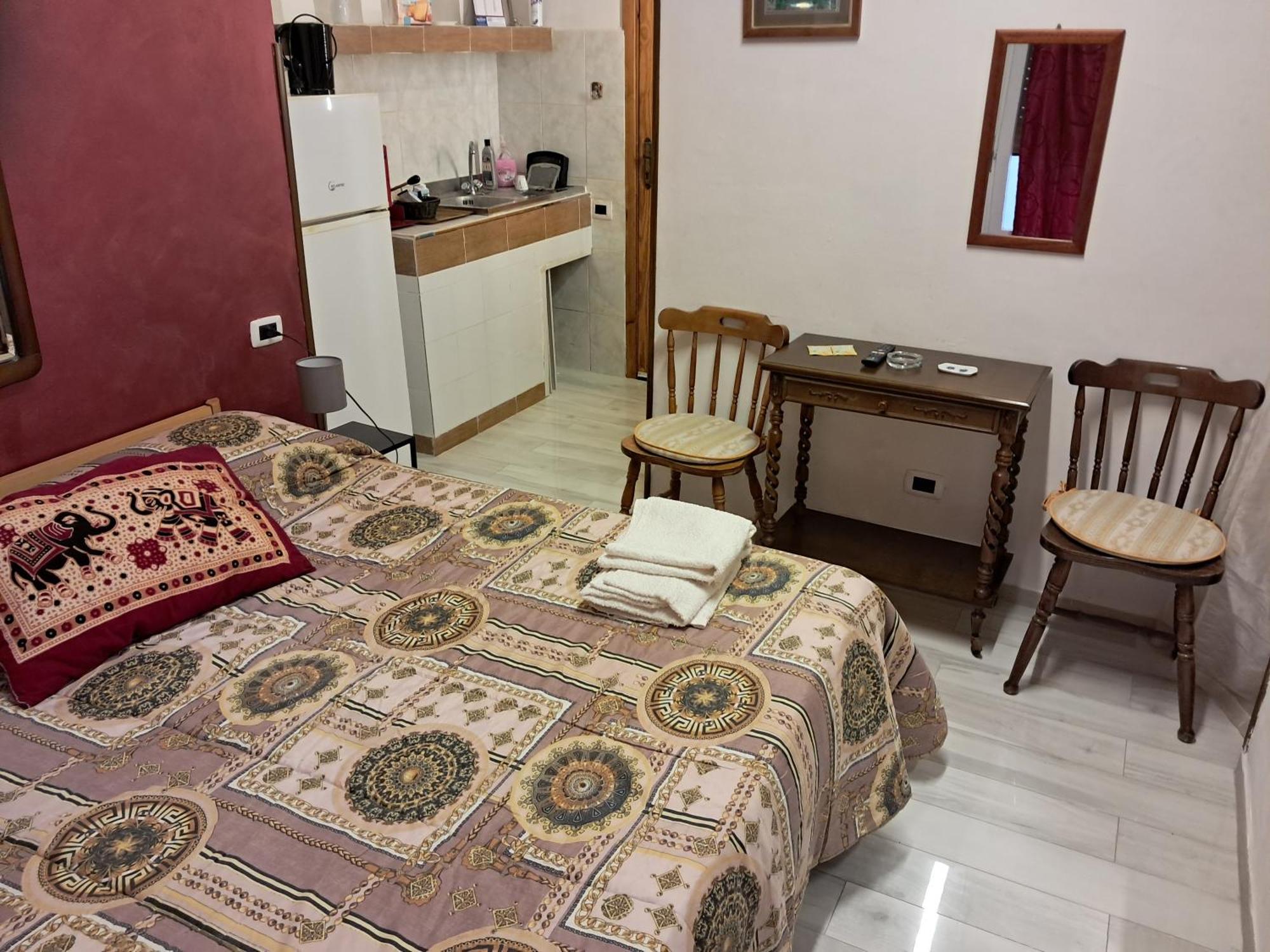 Levante Rooms Scalea Exterior foto