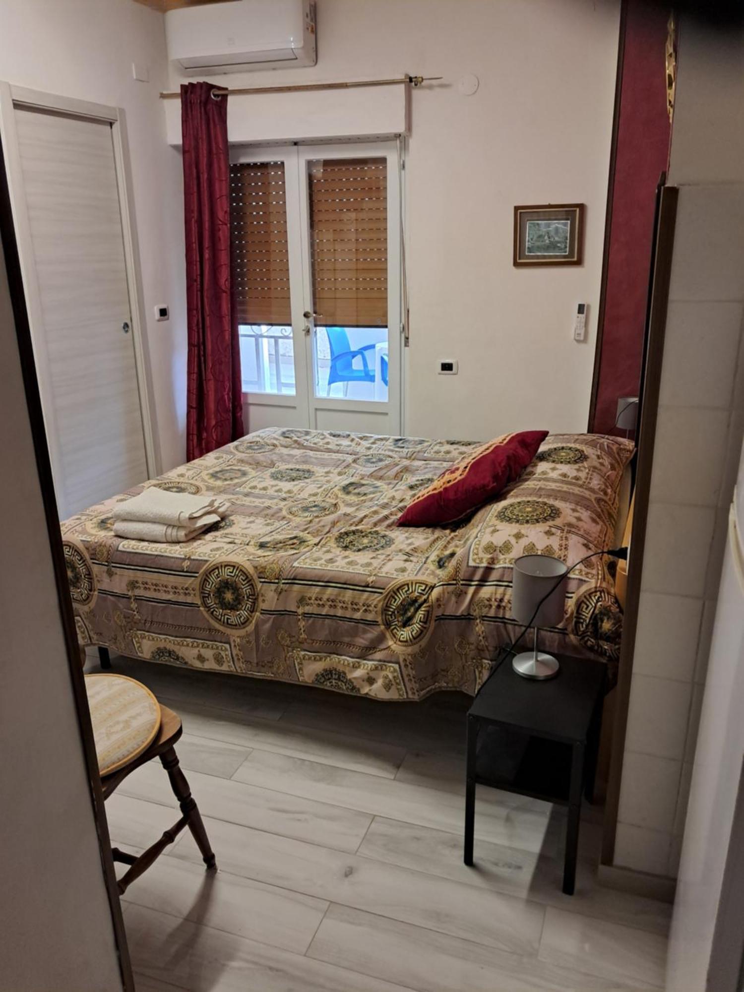 Levante Rooms Scalea Exterior foto